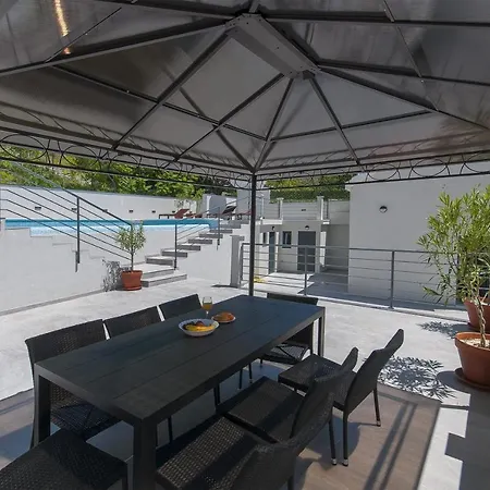 Xxl Vista - Heated Pool