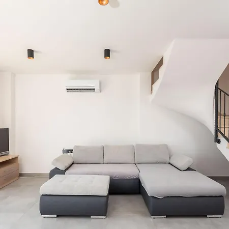 Xxl Vista - Heated Pool Villa *