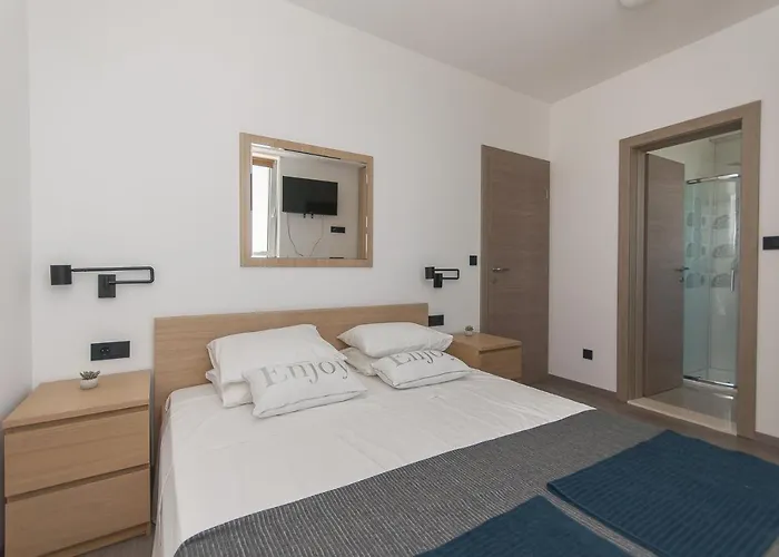 Xxl Vista - Heated Pool * Lokva Rogoznica